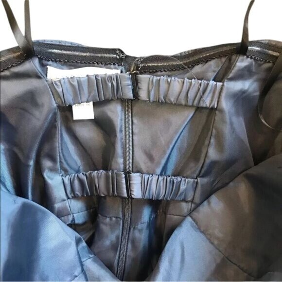 Strapless London Times Strapless Metallic Cocktail Dress Size 6 Textured Pleats - Picture 5 of 6